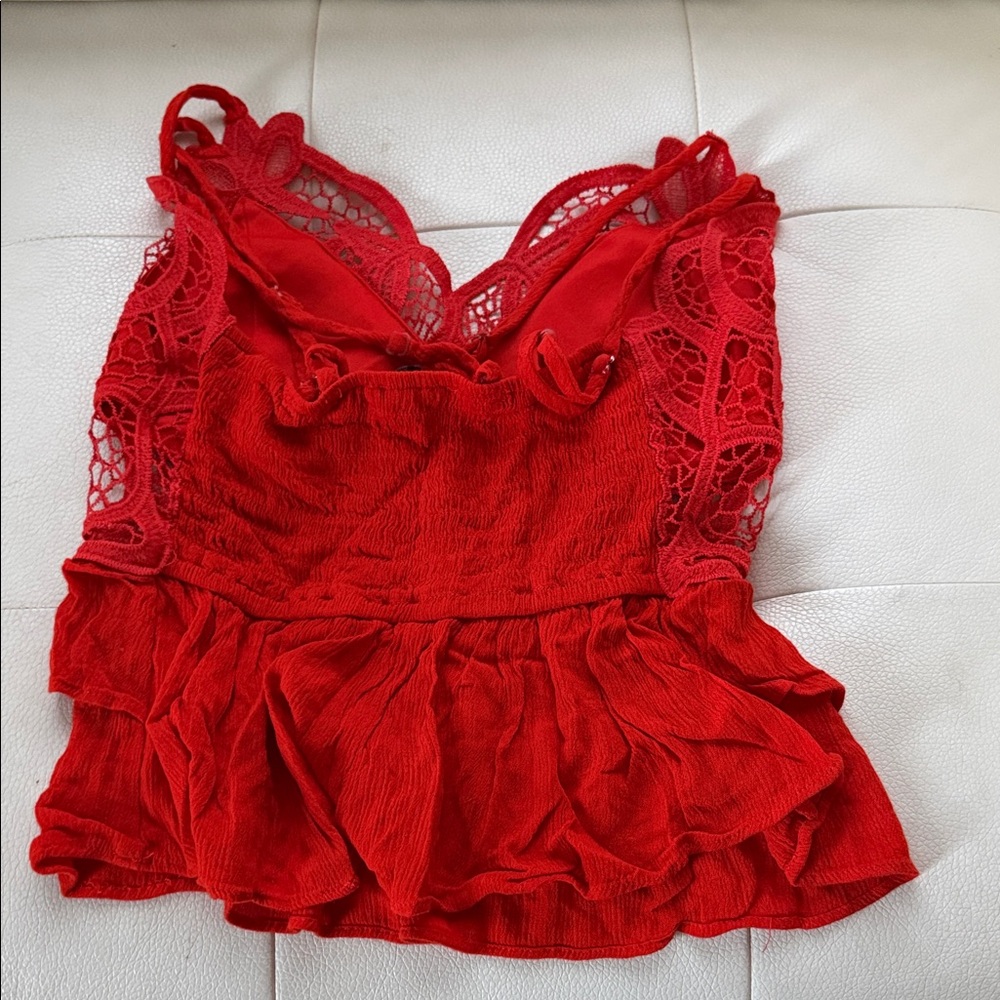 Moda Vibrant Red Lace Top - Picture 3 of 3